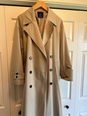 Mango Classic Beige Double-Breasted Trench Coat. Medium